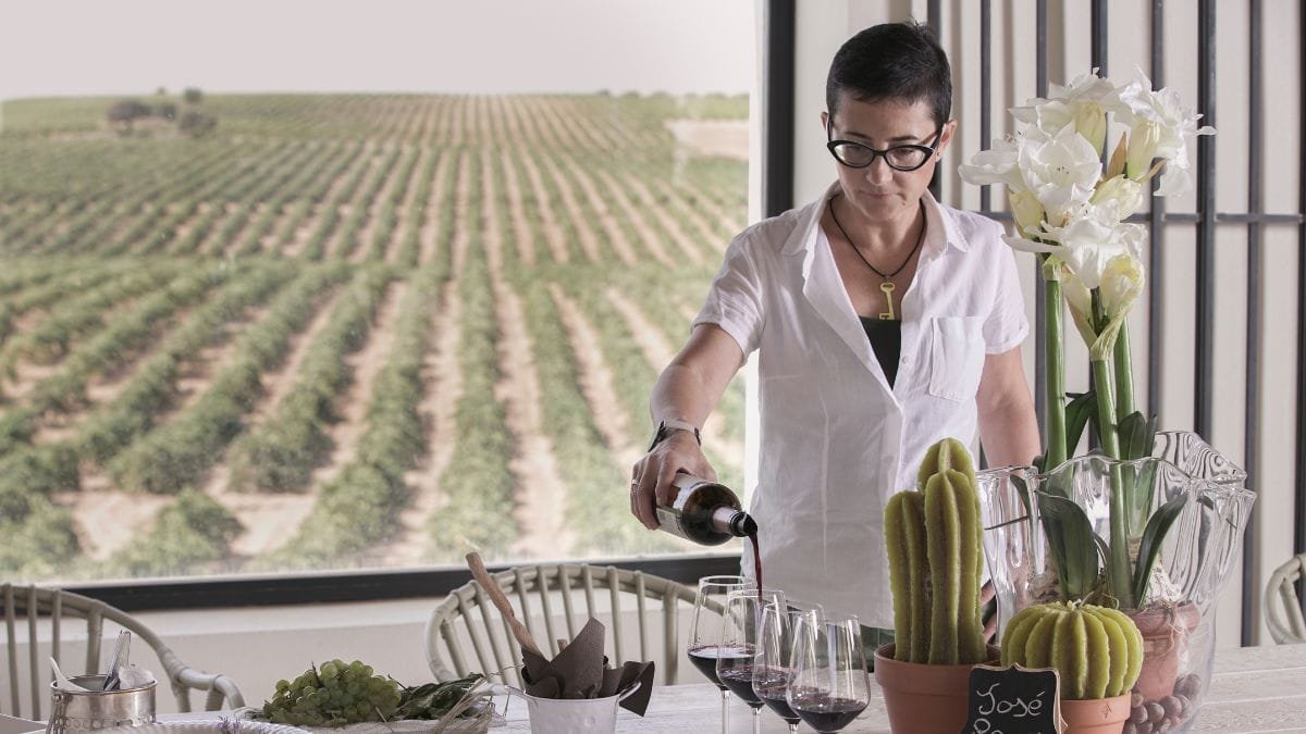 “El enoturismo nos ha consolidado como una bodega referente en la región”: Rosa Martín, Finca Antigua